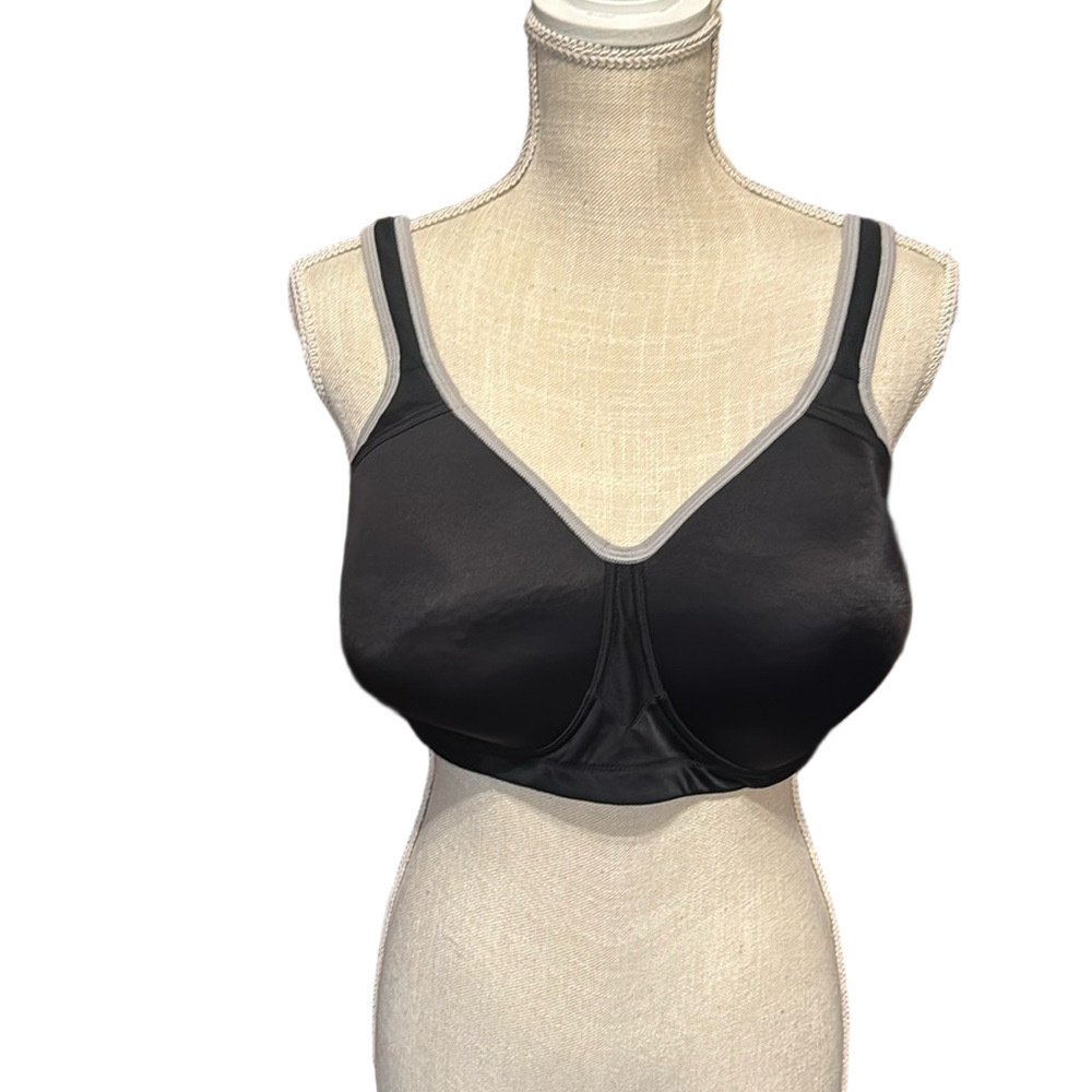 Vanity Fair Black Bra Lightly Padded No-Wire Sports Bra